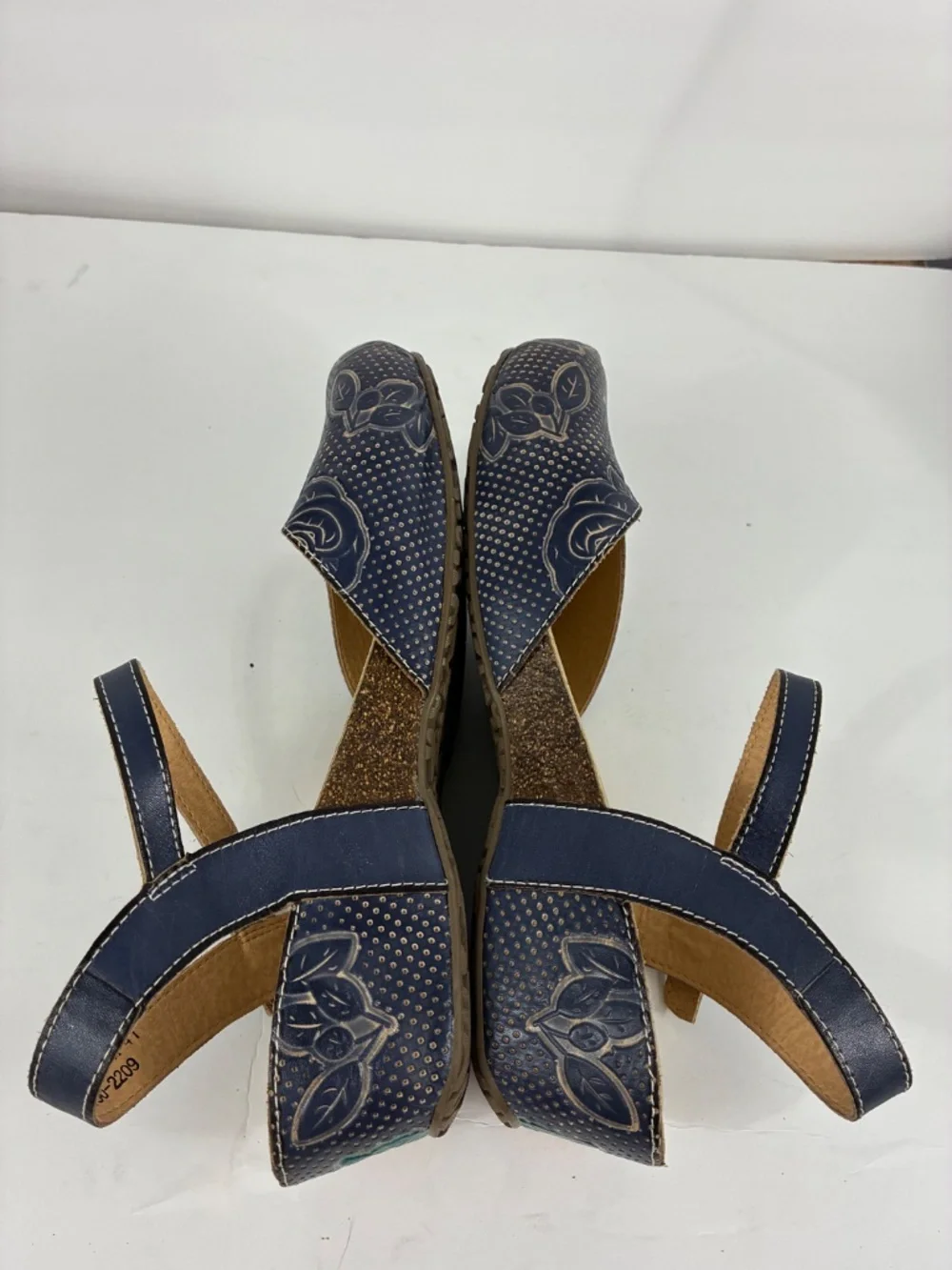 L'Artiste Lizzie Rose Shoes 9.5 10 Tooled Leather Navy Floral Boho Spring Step
